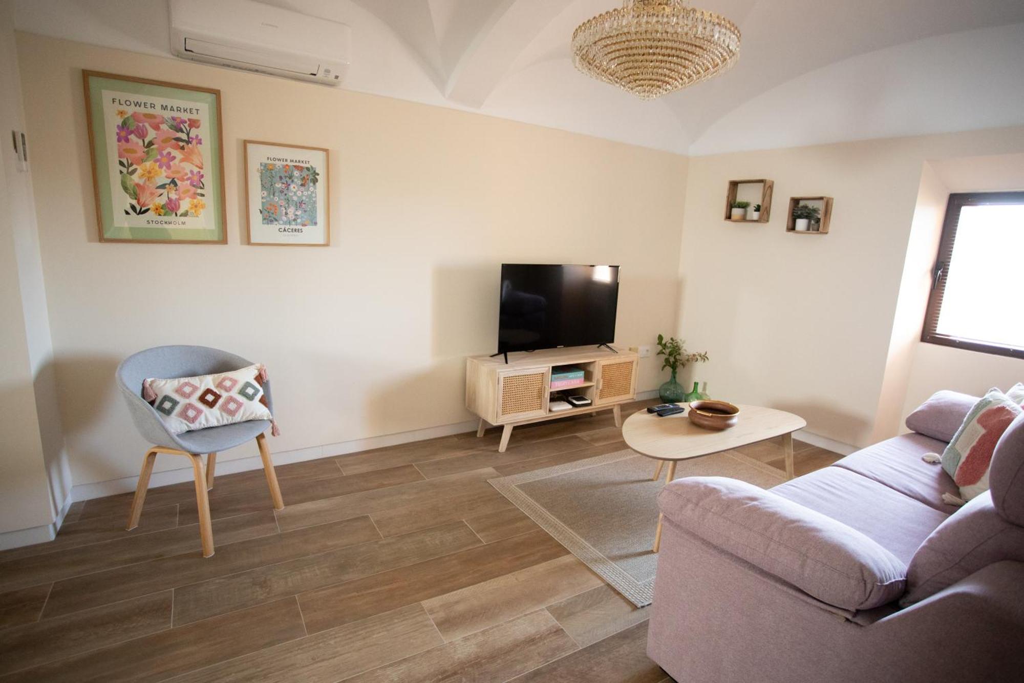Apartamento Baluarte De Los Pozos Касерес Экстерьер фото